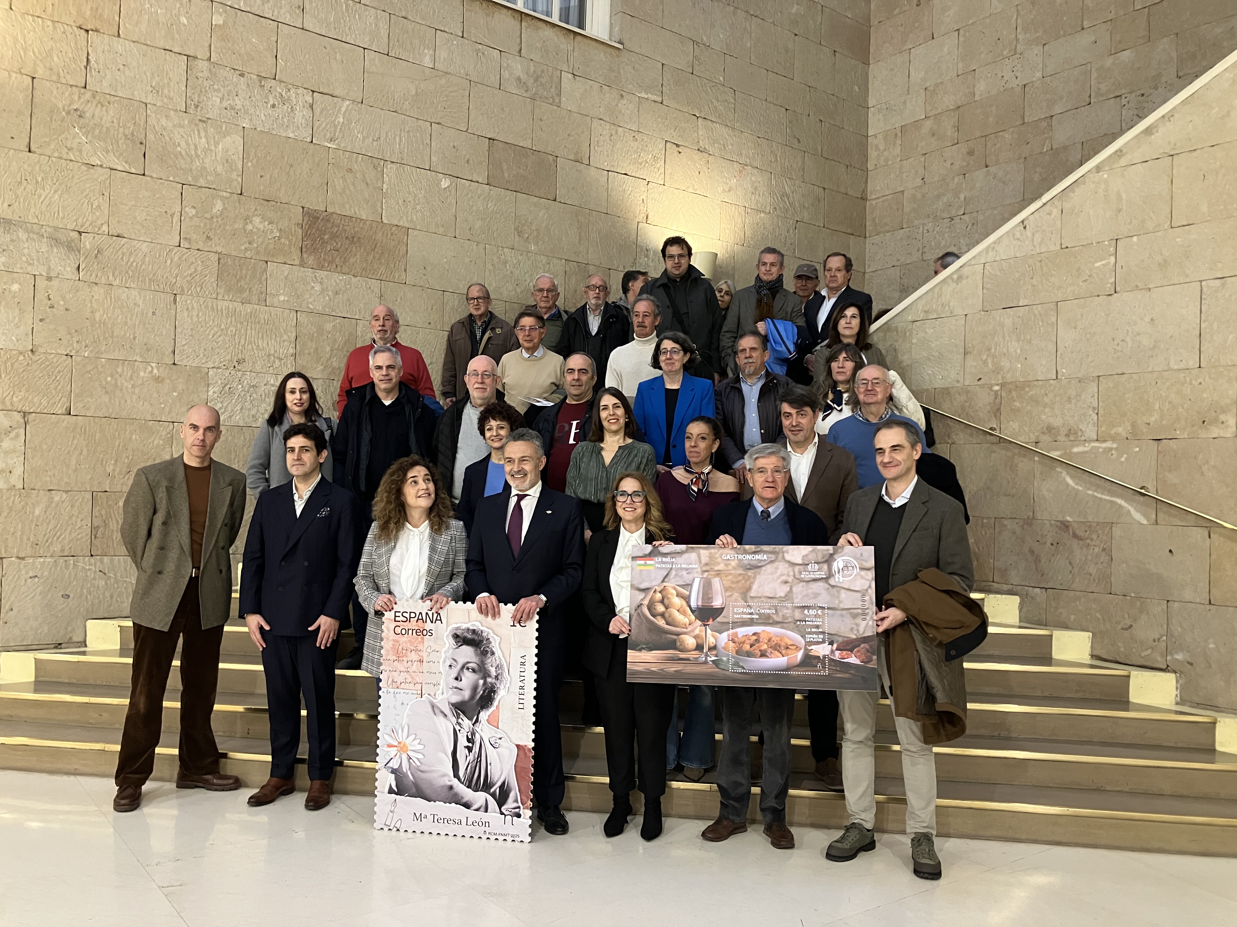 Presentación de los sellos dedicados a la escritora logroñesa María Teresa León y a las patatas a la riojana