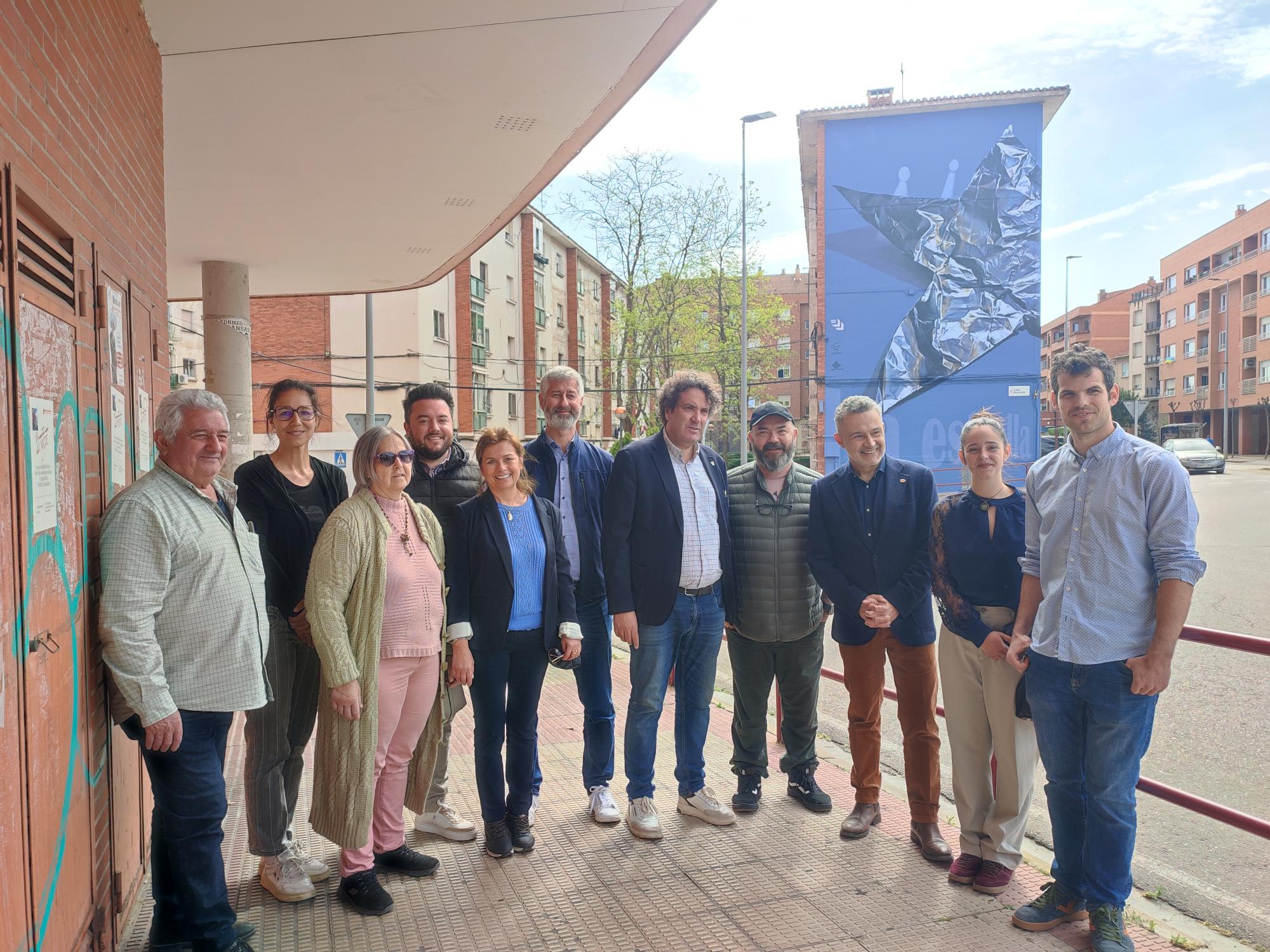 Mural artístico embellece el barrio de La Estrella